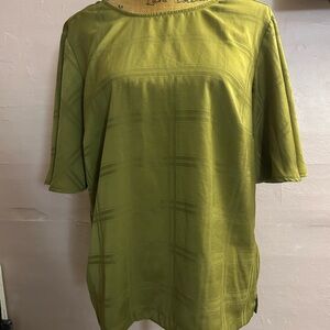 Elegant Green Women's Top
